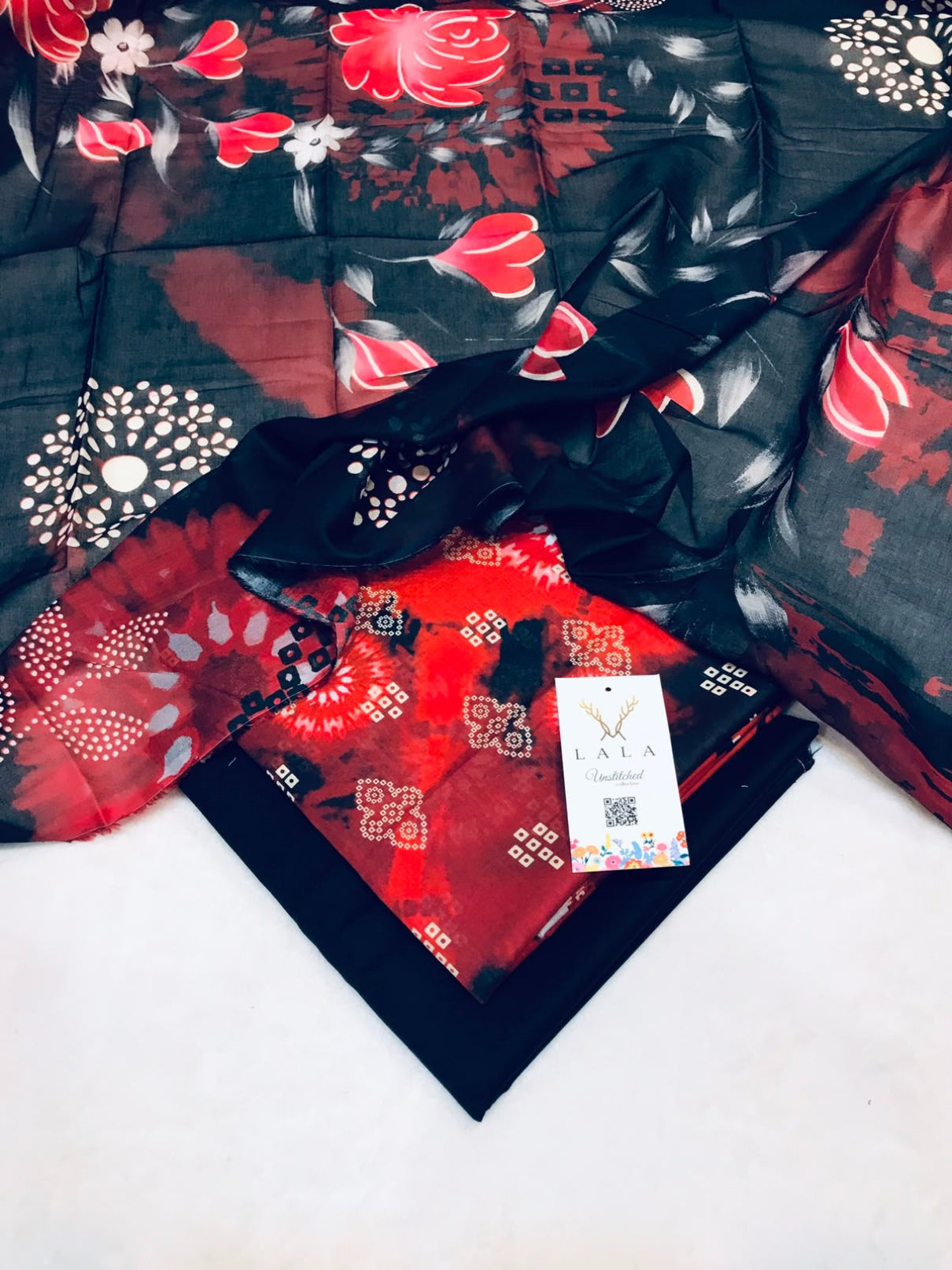 ✨ Branded Lawn Suit – Unstitched 3 Piece Designer Pick ☀️